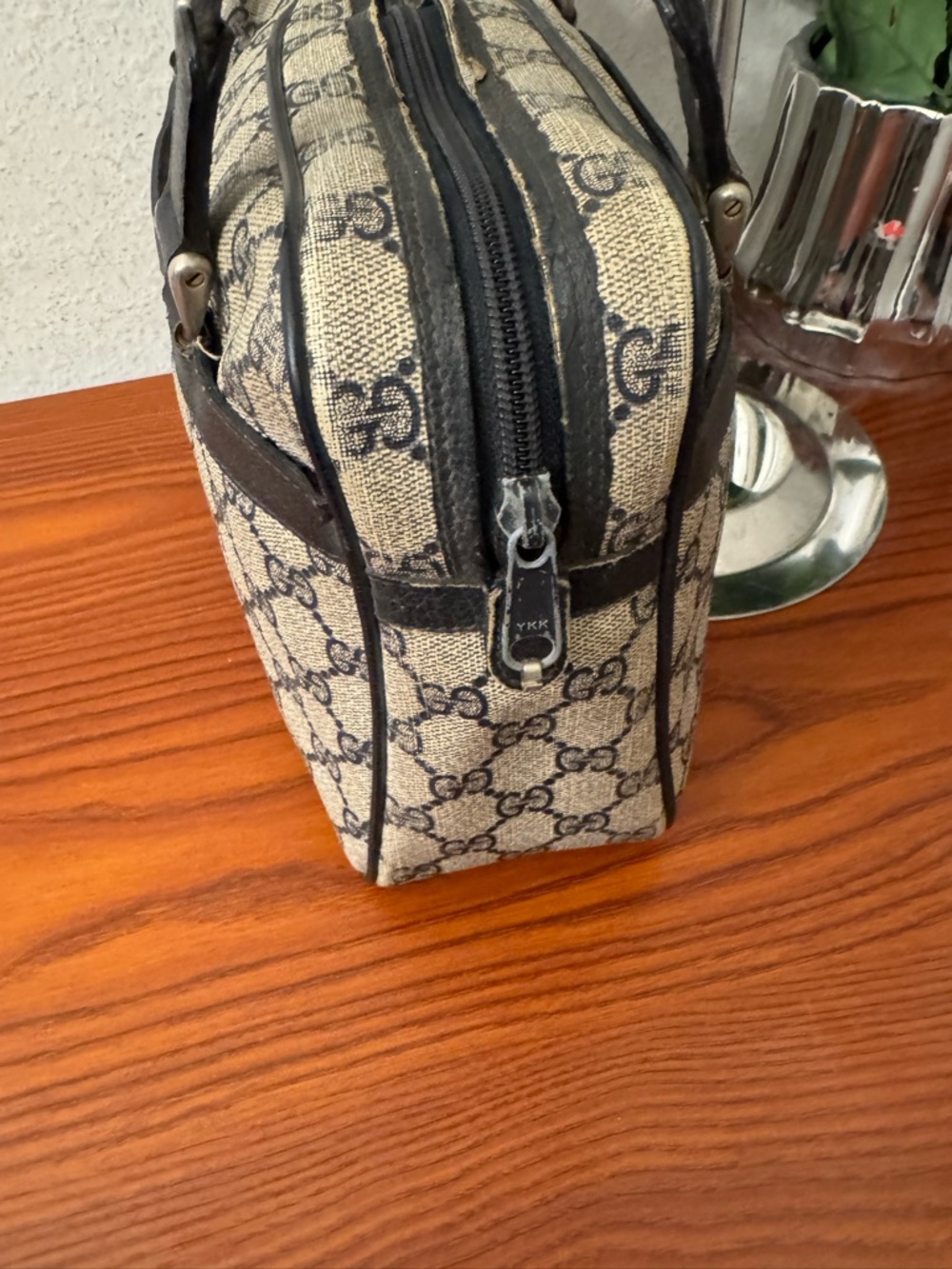 Gucci Navy/Red Web GG Canvas Shoulder Bag - Picture 4 of 11